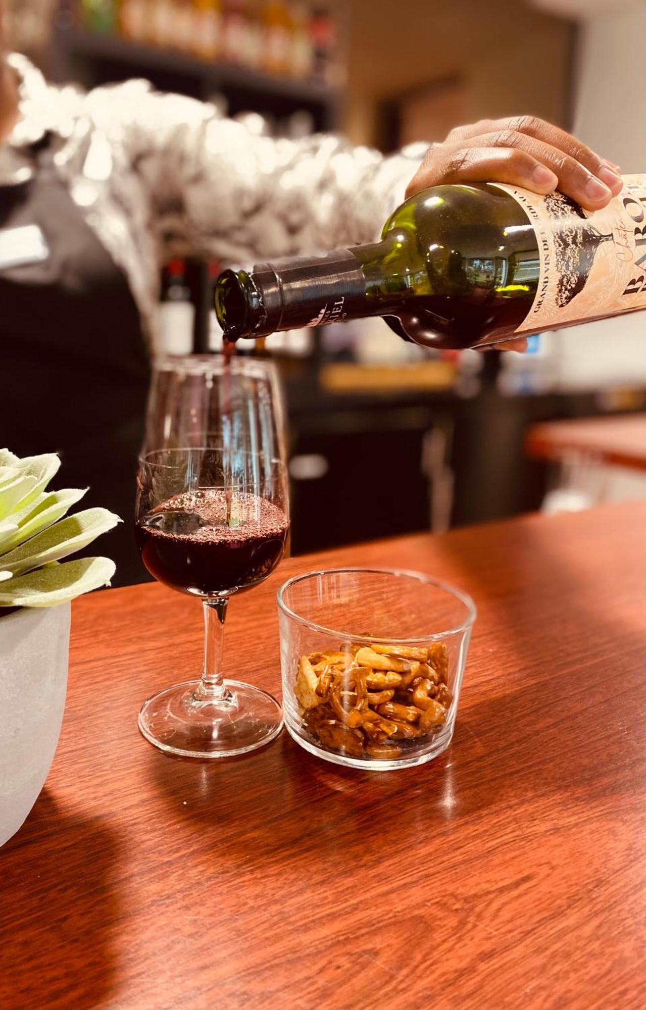 Brit Hotel Bordeaux Aeroport - Le Soretel Mérignac Екстериор снимка