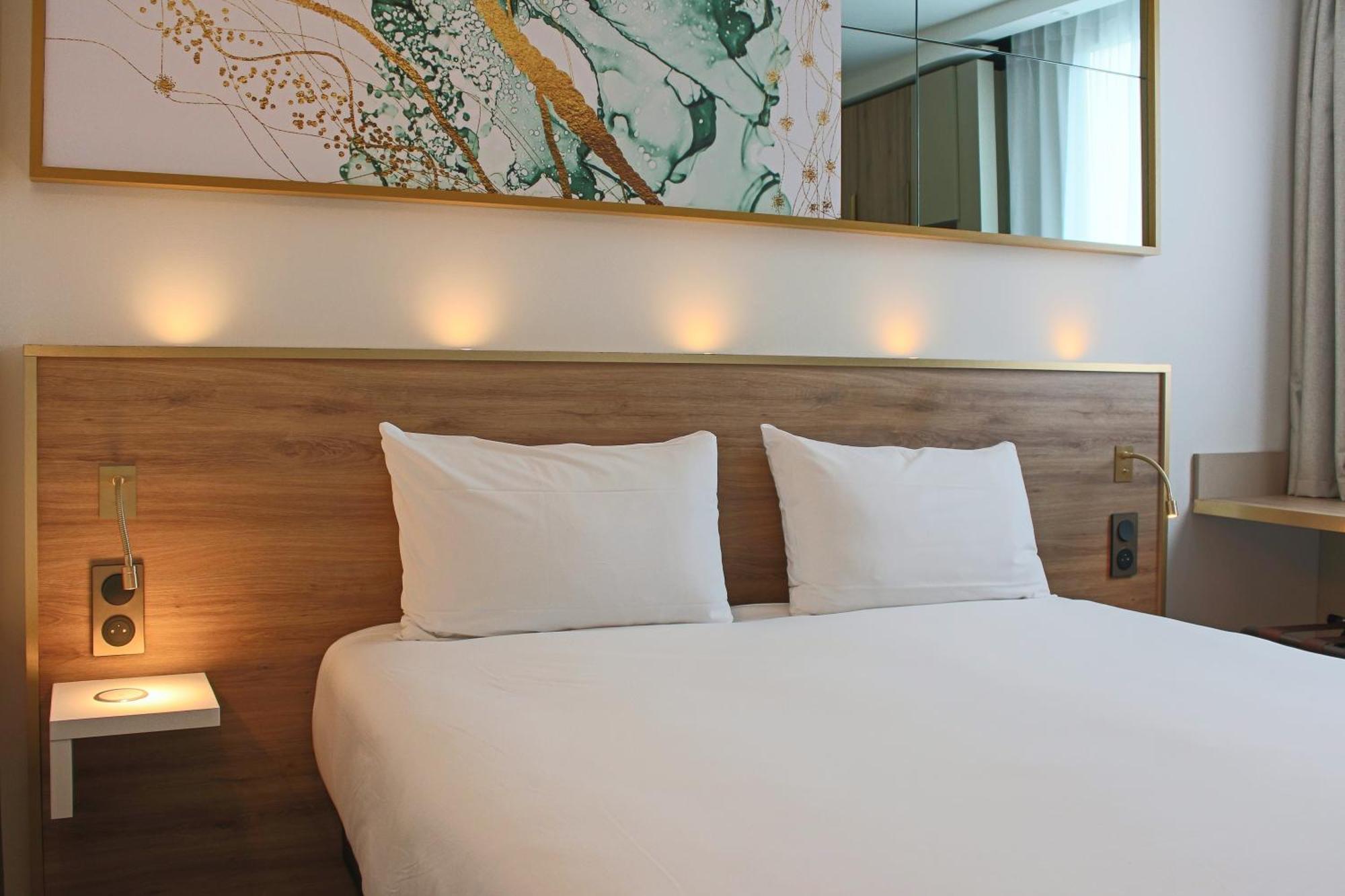 Brit Hotel Bordeaux Aeroport - Le Soretel Mérignac Екстериор снимка