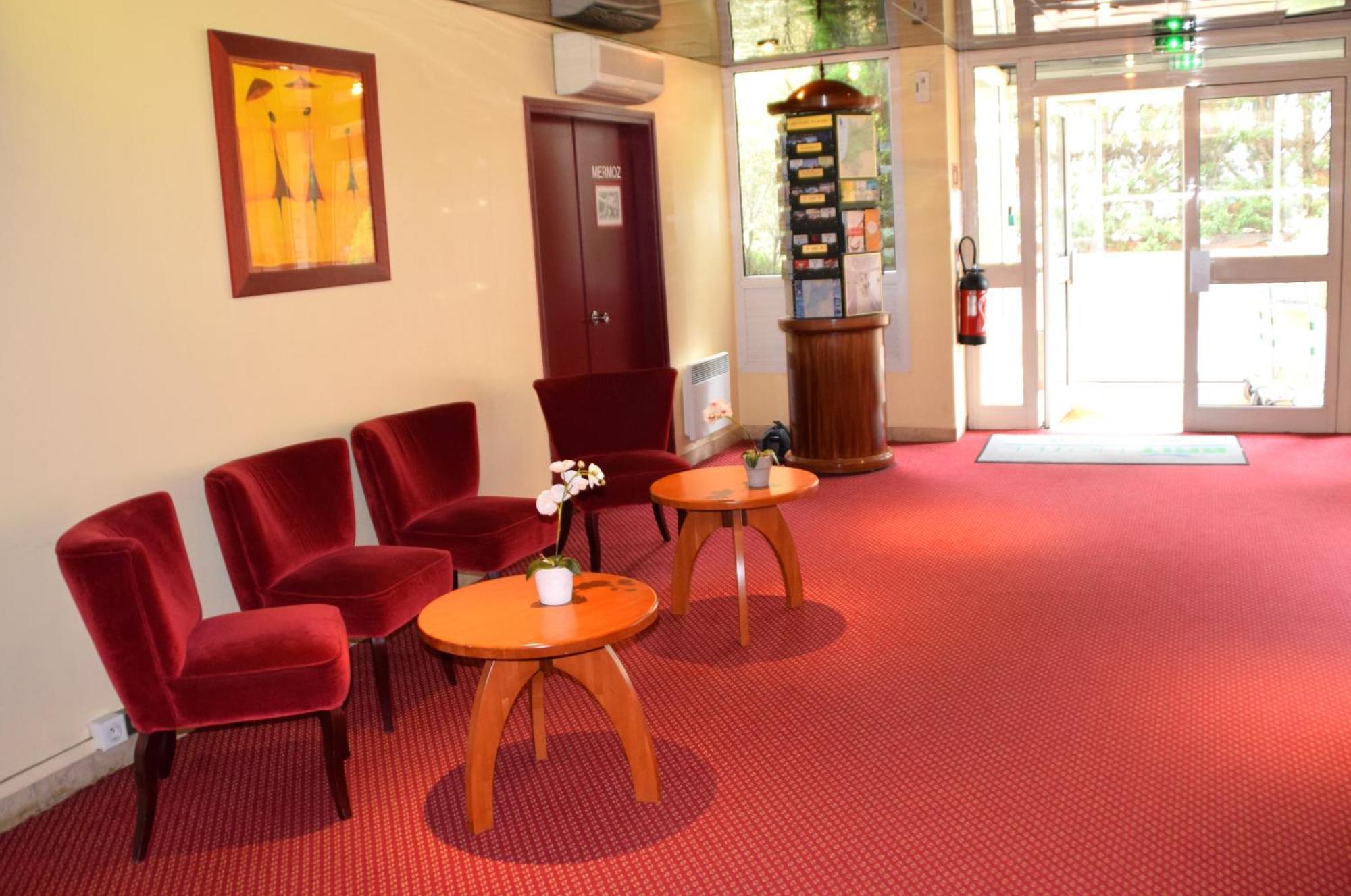 Brit Hotel Bordeaux Aeroport - Le Soretel Mérignac Екстериор снимка