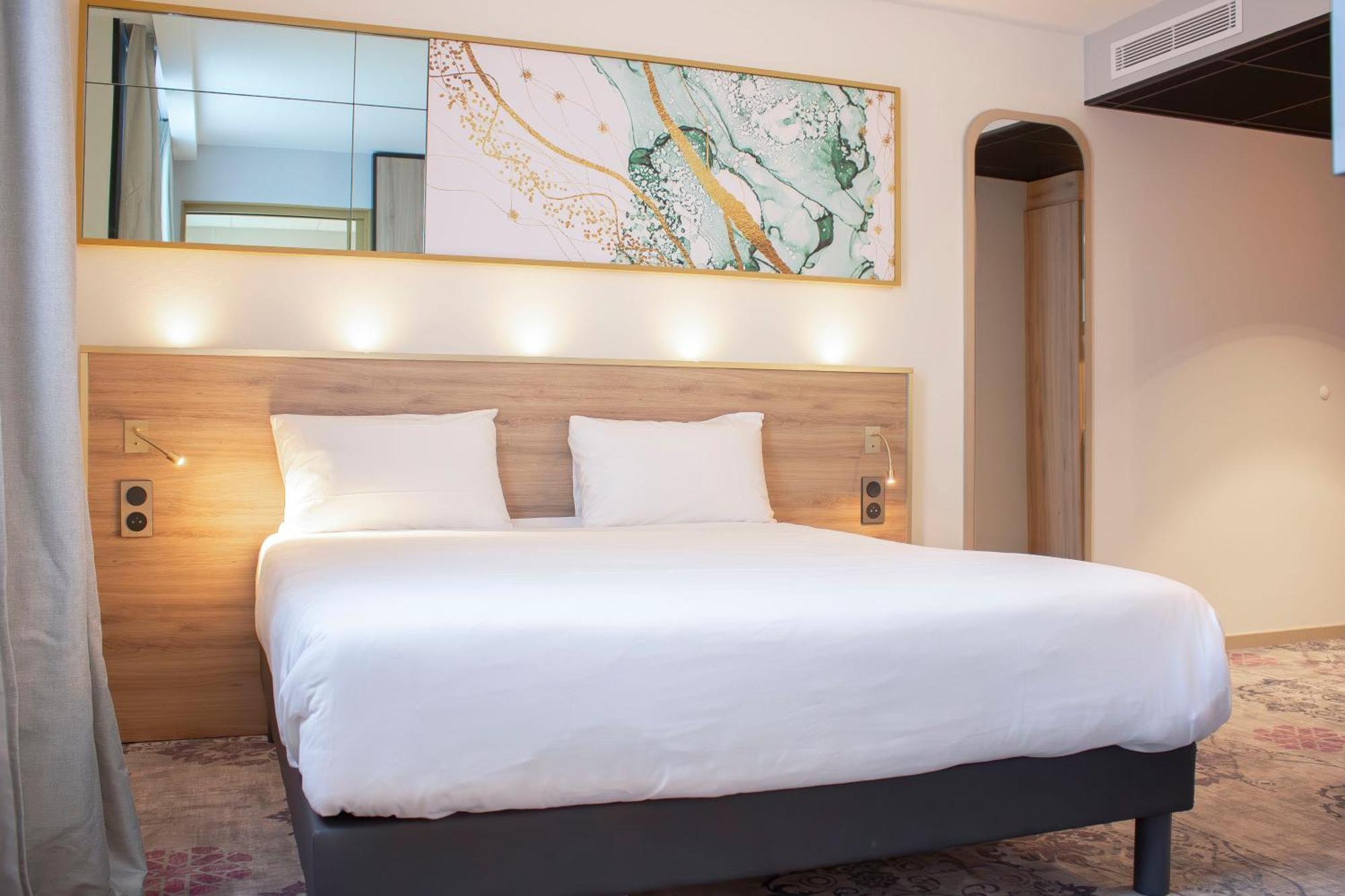 Brit Hotel Bordeaux Aeroport - Le Soretel Mérignac Екстериор снимка